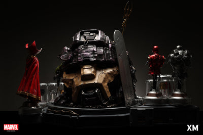 Maestro (Version B) 1/4 Scale Statue