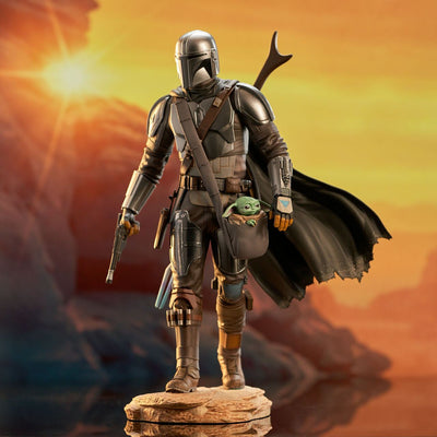 The Mandalorian with Child 1/7 Scale Statue