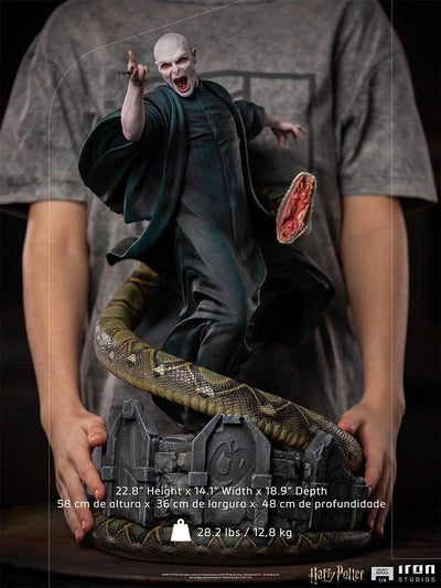 Voldemort and Nagini - Harry Potter - Legacy Replica 1/4
