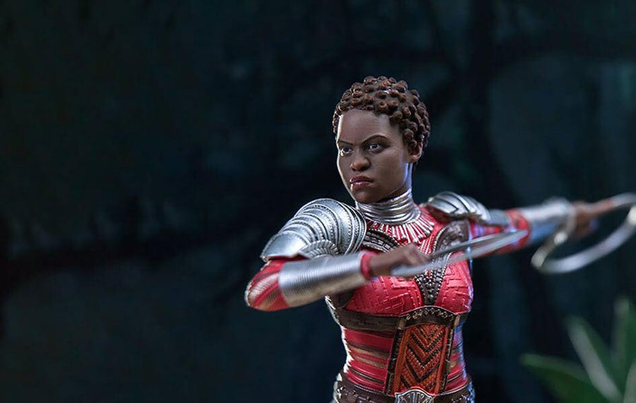 Marvel Black Panther: NAKIA 1/10 Scale Statue Diorama
