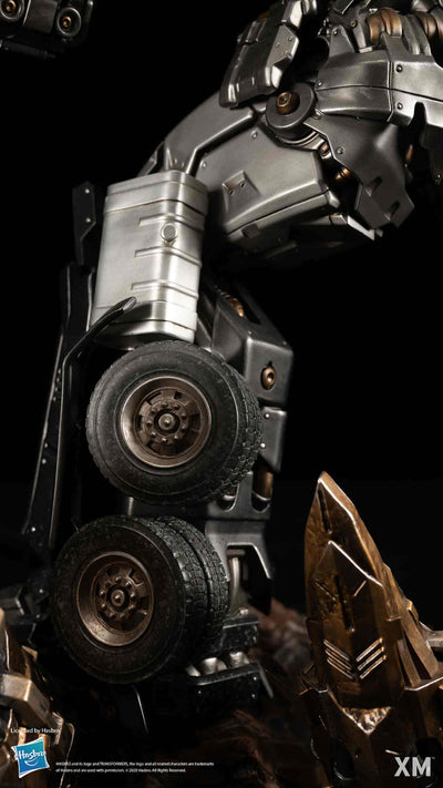 Nemesis Prime 1/10 Scale Premium Statue