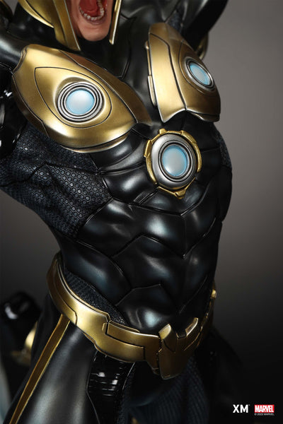 Nova 1/4 Scale Statue