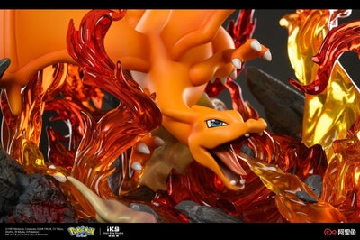 Pokémon Anime Charizard Premium Statue