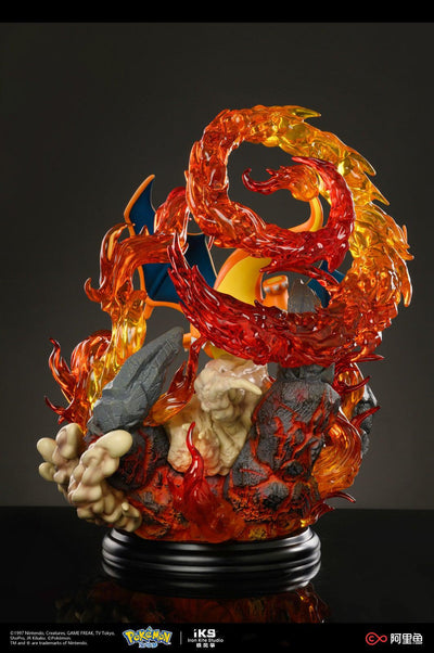 Pokémon Anime Charizard Premium Statue