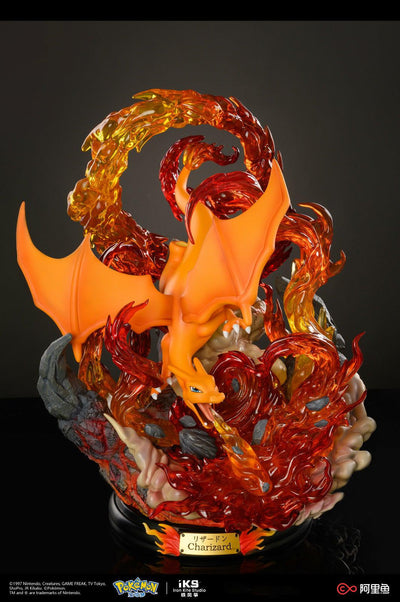 Pokémon Anime Charizard Premium Statue