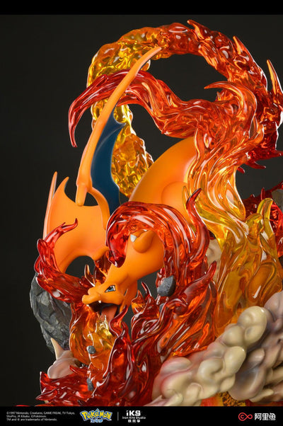 Pokémon Anime Charizard Premium Statue