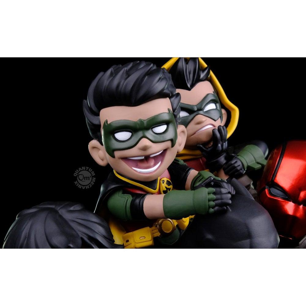 Batman Family Q-Master Diorama Statue