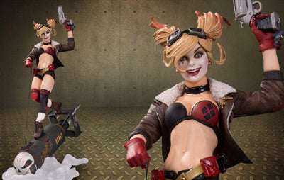 DC Bombshells Harley Quinn DELUXE Statue by DC Collectibles