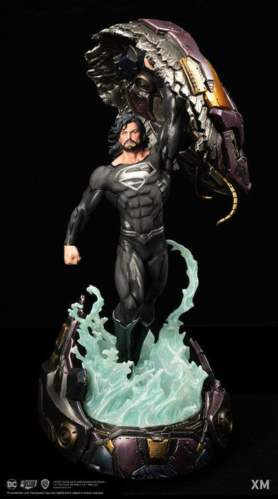 Recovery Suit Superman 1/6 Scale Statue