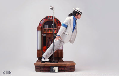 Michael Jackson DELUXE Smooth Criminal