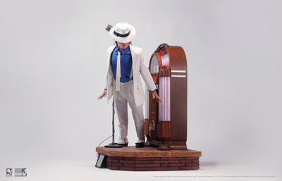 Michael Jackson DELUXE Smooth Criminal