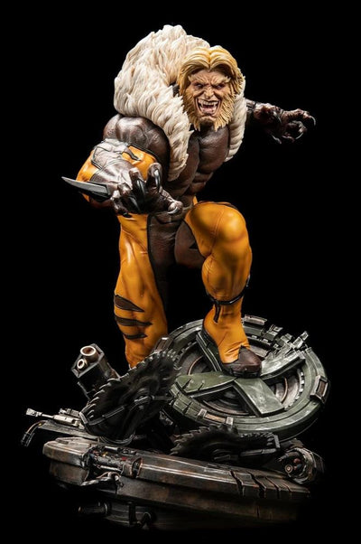 Sabretooth 1/4 Scale Statue