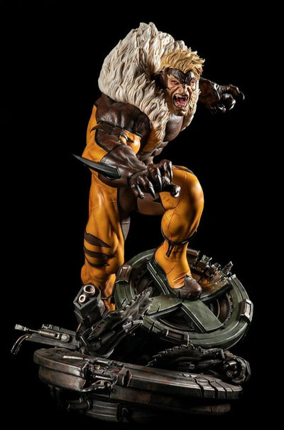 Sabretooth 1/4 Scale Statue