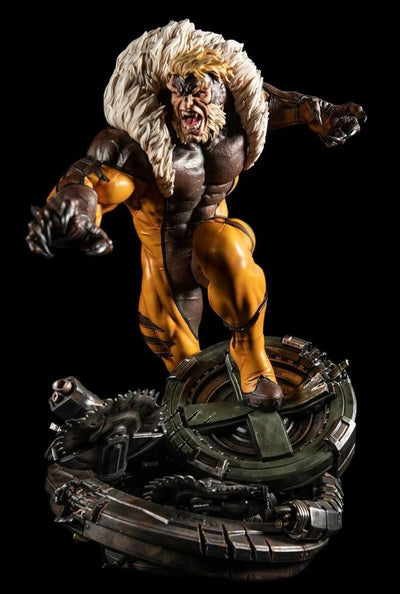 Sabretooth 1/4 Scale Statue