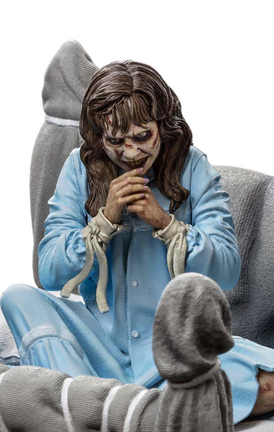 The Exorcist - Posessed Regan McNeil Deluxe Art Scale 1/10