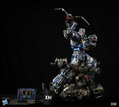 Transformers Soundwave 1/10 Scale Statue