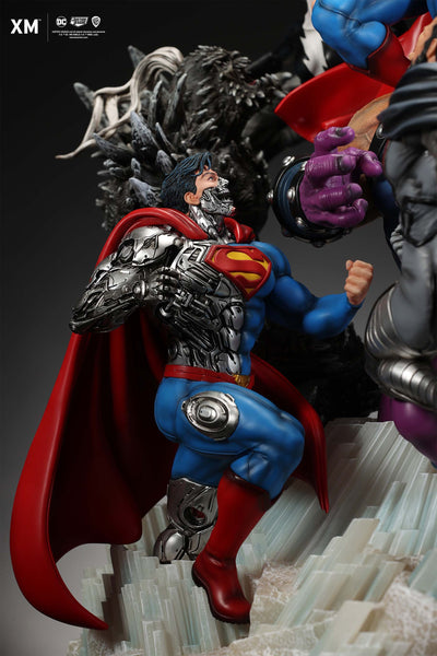 Superman - Justice by David Finch (Color Version) 1/6 Scale Diorama