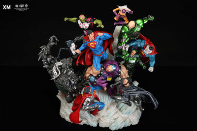 Superman - Justice by David Finch (Color Version) 1/6 Scale Diorama