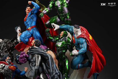 Superman - Justice by David Finch (Color Version) 1/6 Scale Diorama