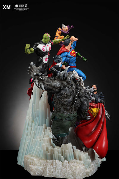 Superman - Justice by David Finch (Color Version) 1/6 Scale Diorama