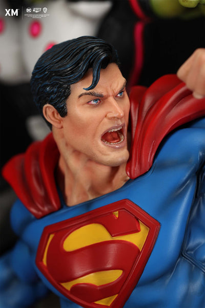 Superman - Justice by David Finch (Color Version) 1/6 Scale Diorama
