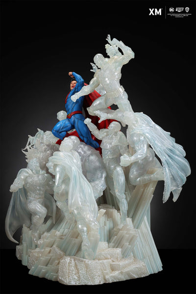 Superman - Justice by David Finch (Ice Version) 1/6 Scale Diorama