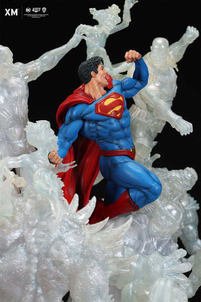 Superman - Justice by David Finch (Ice Version) 1/6 Scale Diorama