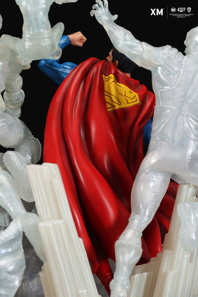 Superman - Justice by David Finch (Ice Version) 1/6 Scale Diorama