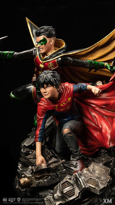Super Sons Rebirth 1/6 Scale Premium Statue
