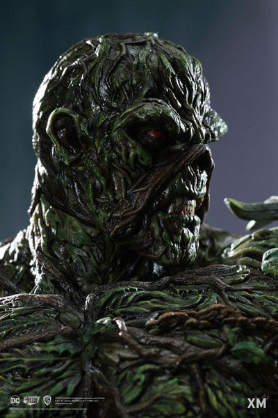 Swamp Thing 1/4 Scale Premium Statue