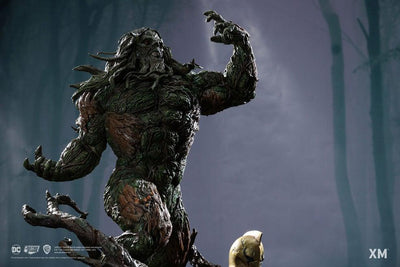 Swamp Thing 1/4 Scale Premium Statue