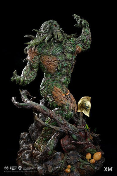 Swamp Thing 1/4 Scale Premium Statue