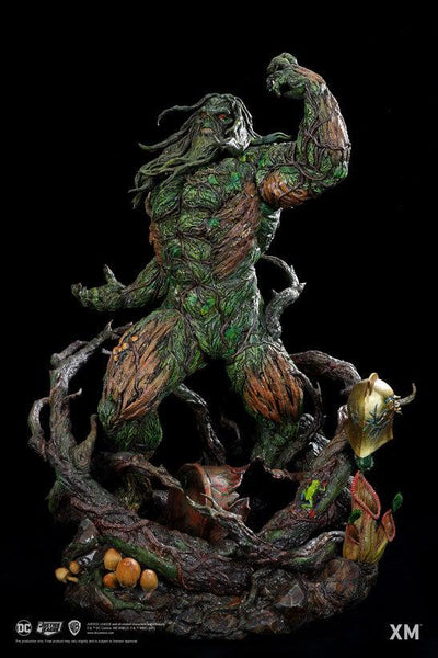 Swamp Thing 1/4 Scale Premium Statue