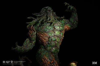 Swamp Thing 1/4 Scale Premium Statue