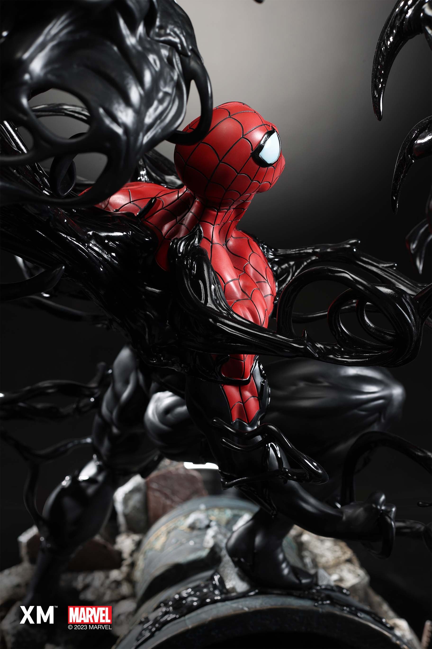 STATUE VENOM 80CM