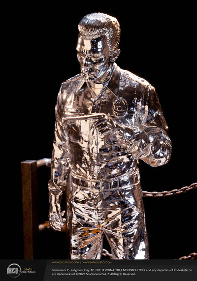 Terminator 2 - T-1000 Liquid Metal 1/3 Scale Statue