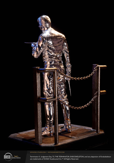 Terminator 2 - T-1000 Liquid Metal 1/3 Scale Statue