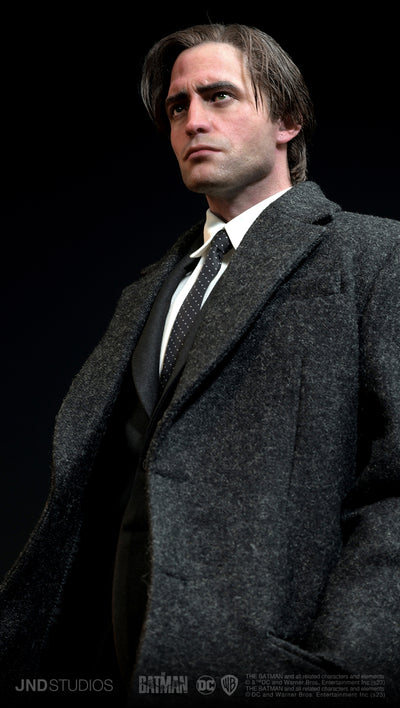 Bruce Wayne (Robert Pattinson) 1/3 Scale Statue