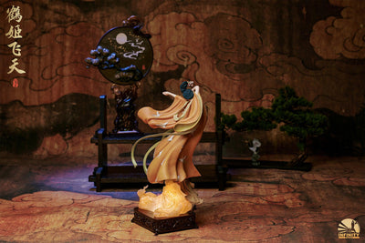 Flying Princess Crane Regular Version Statue