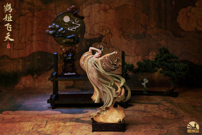 Flying Princess Crane Regular Version Statue