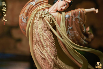 Flying Princess Crane Deluxe Version Statue