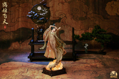 Flying Princess Crane Deluxe Version Statue