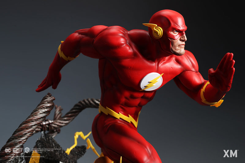 Flash Statue Flash 1/4 Scale Statue - Spec Fiction Shop