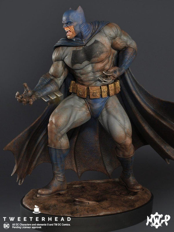 Dark Knight Muddy Version Maquette - Spec Fiction Shop
