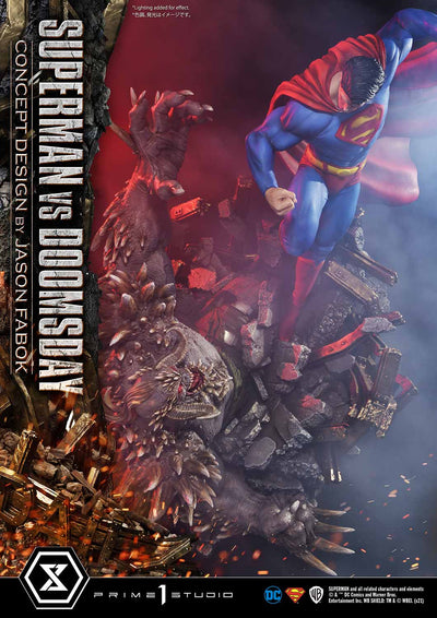 Superman vs Doomsday - DC Comics - DELUXE BONUS