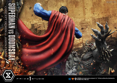 Superman vs Doomsday - DC Comics - REGULAR
