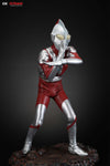 Ultraman (C Type) 30cm Spacium Beam Statue