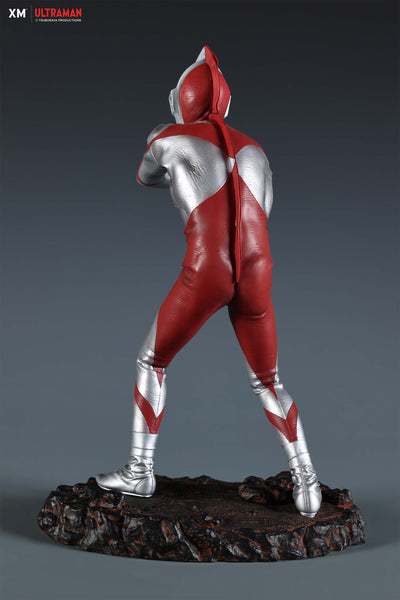 Ultraman (C Type) 30cm Spacium Beam Statue