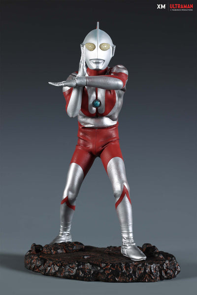 Ultraman (C Type) 30cm Spacium Beam Statue