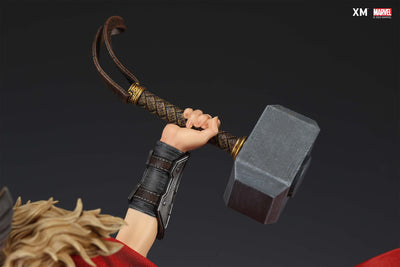 Mighty Thor 1/4 Scale Statue